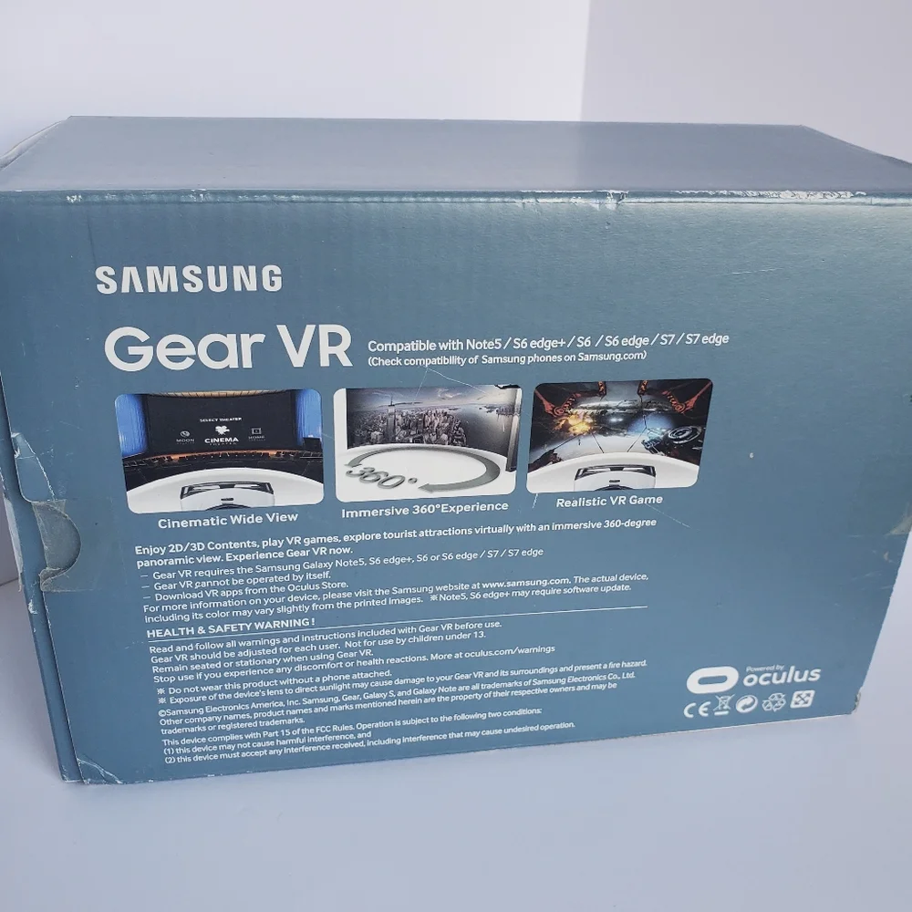 Samsung Gear VR, Virtual Reality Headset, Powered by Oculus